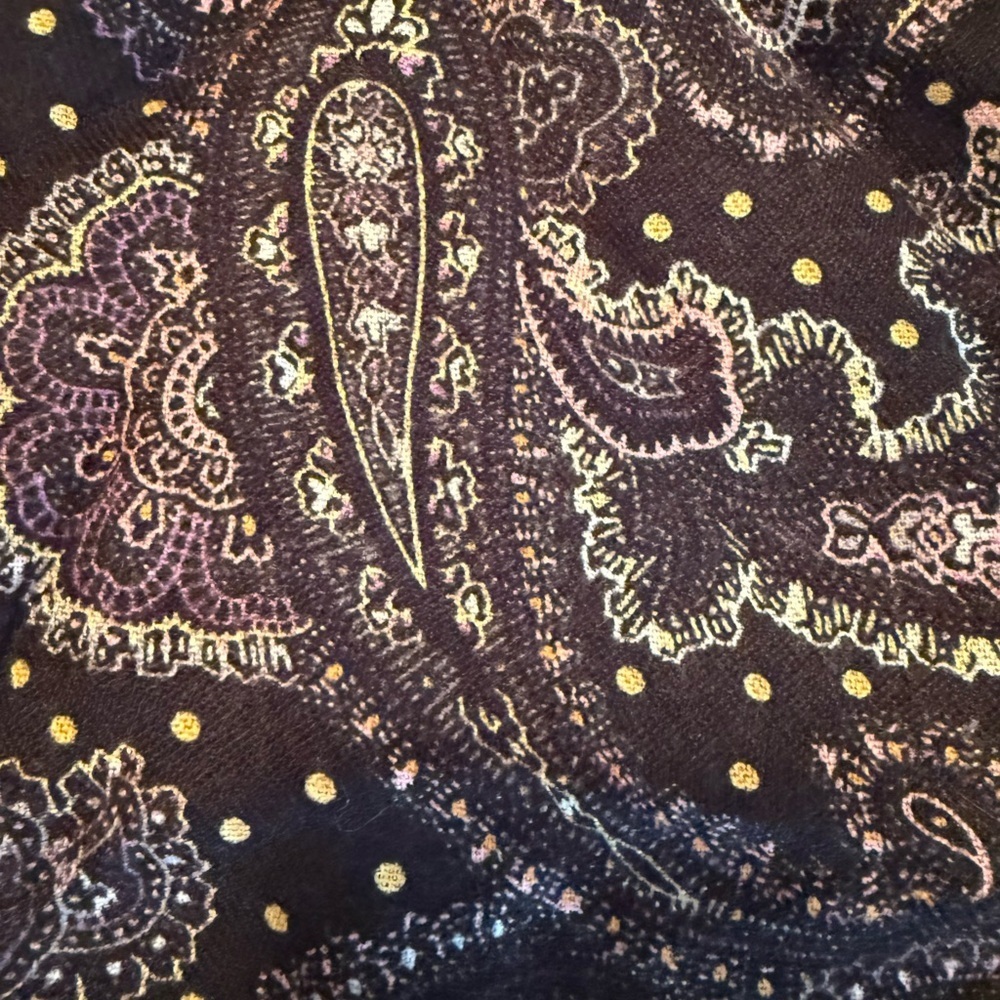 Paisley Patterned Scarf - Black and White - Picture 3 of 5